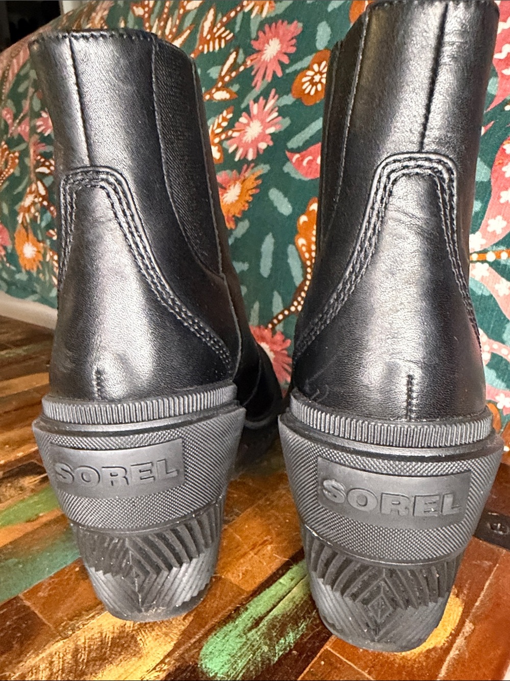 Sorel Black Chelsea-Style Ankle Boots
